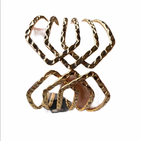 Gold colored bracelet - Picture 3 of 7